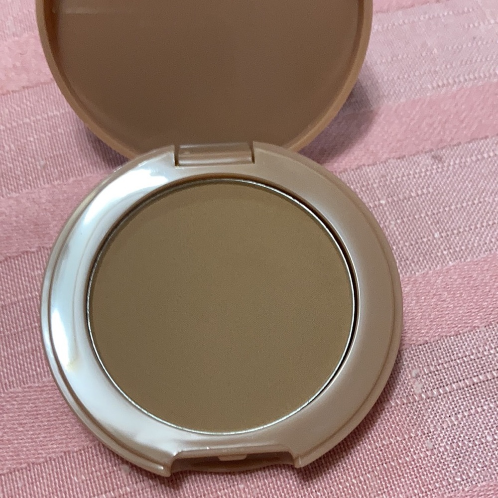 Hanalei Matte Bronzer - Picture 5 of 5